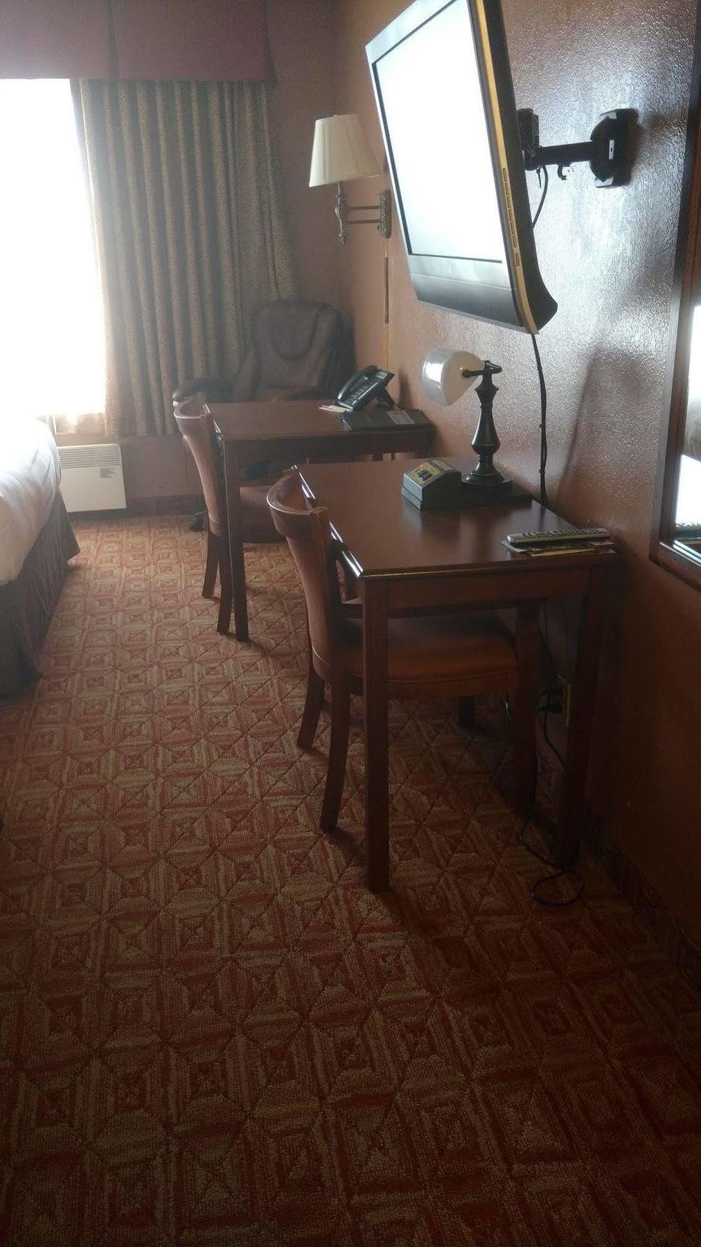 Norland & Hotel Roseau